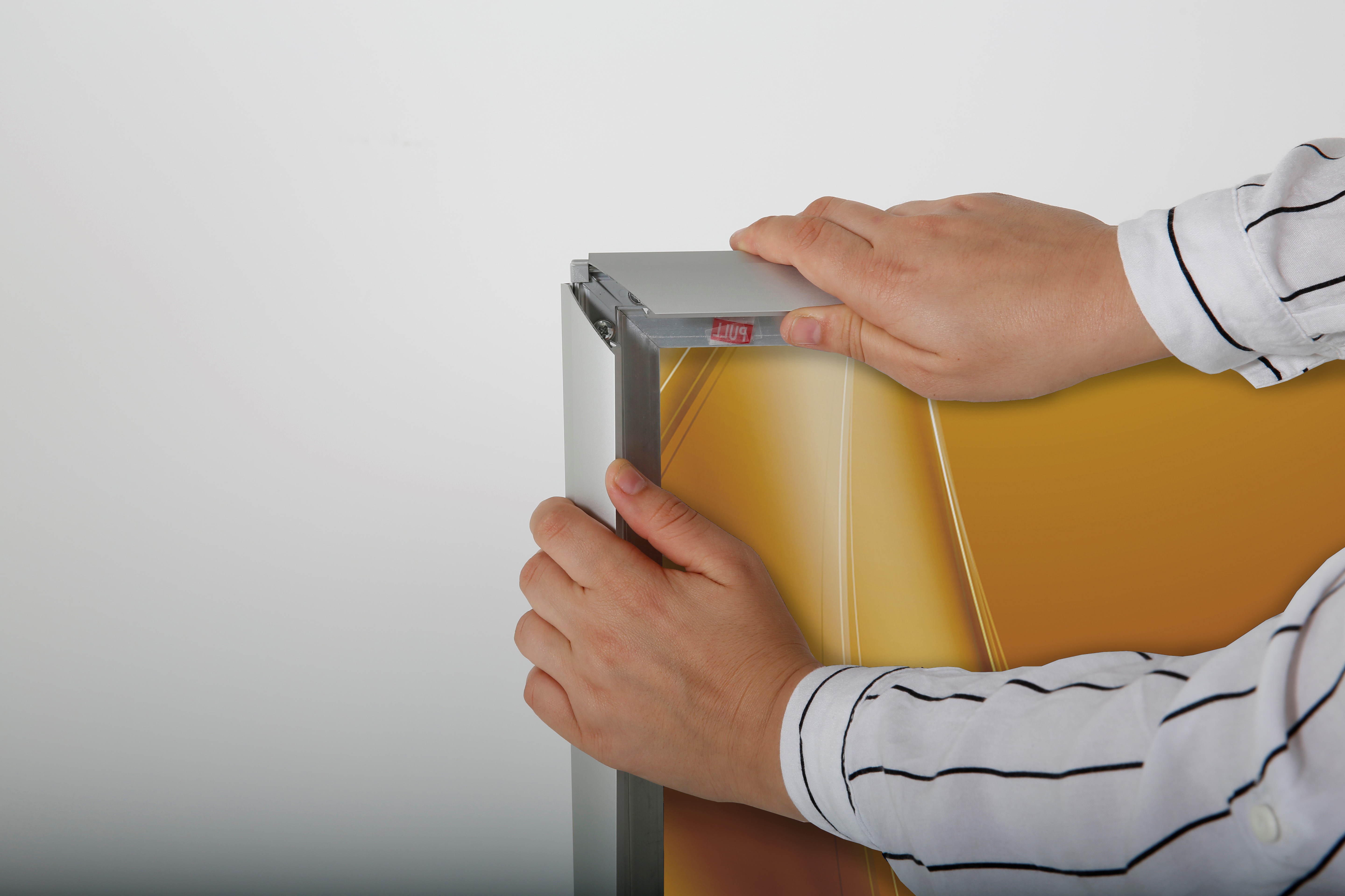 Vernon Spring-Mounted Sign